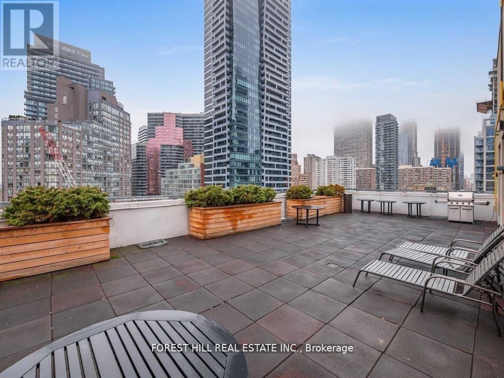 Ph7 - 8 Wellesley Street E, Toronto, Ontario  M4Y 3B2 - Photo 35 - C12395431