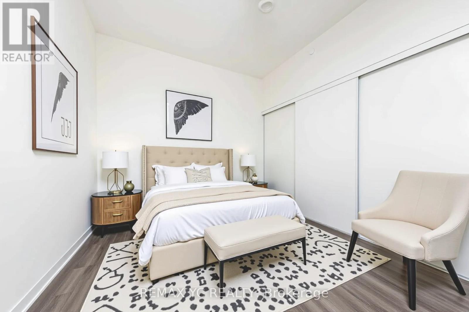 6908 - 138 Downes Street, Toronto, Ontario  M5E 0E4 - Photo 6 - C12343657