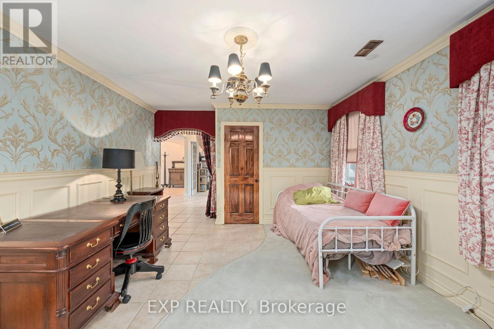 8101 Decker Drive, Middlesex Centre, Ontario  N6P 1P3 - Photo 45 - X12386304