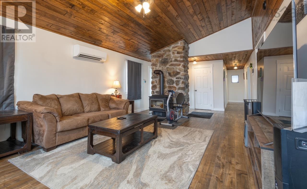 62 Lake Doucette Road, Lake Doucette, Nova Scotia  B0W 2Y0 - Photo 13 - 202514858