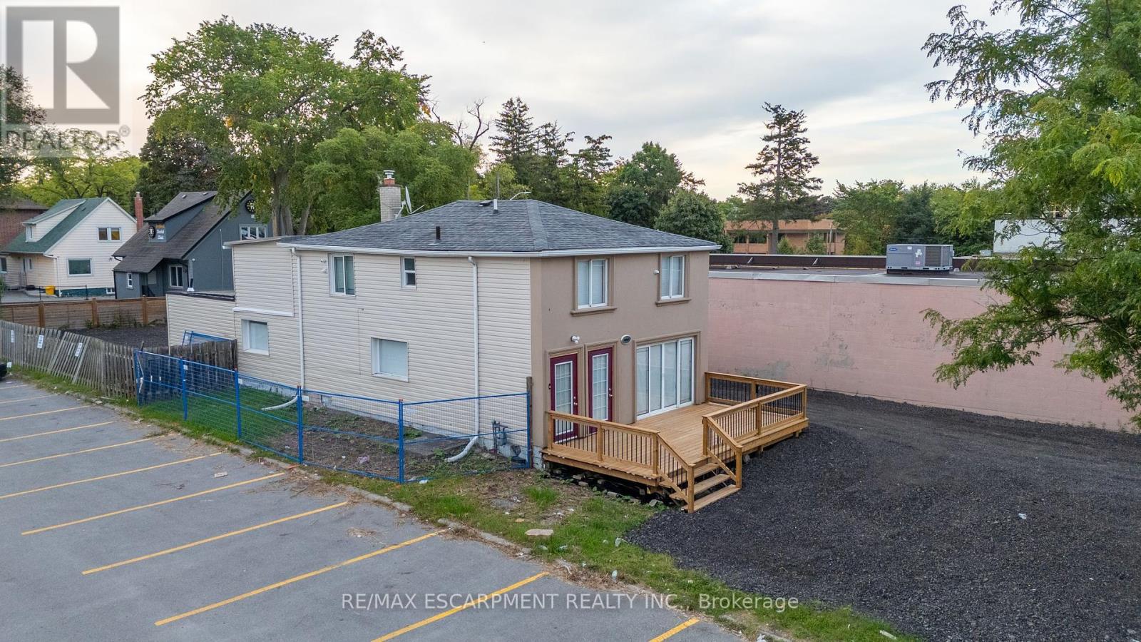 10329 Yonge Street, Richmond Hill (North Richvale), Ontario  L4C 3C1 - Photo 1 - N12283463