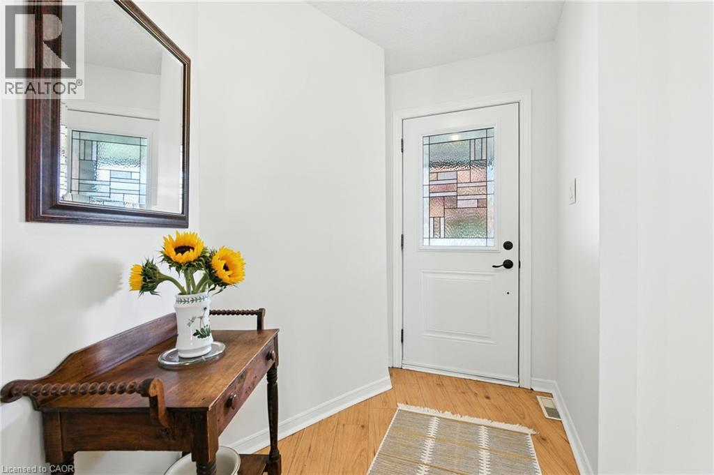 1559 Riley Avenue, Burlington, Ontario  L7M 3G2 - Photo 7 - 40766309