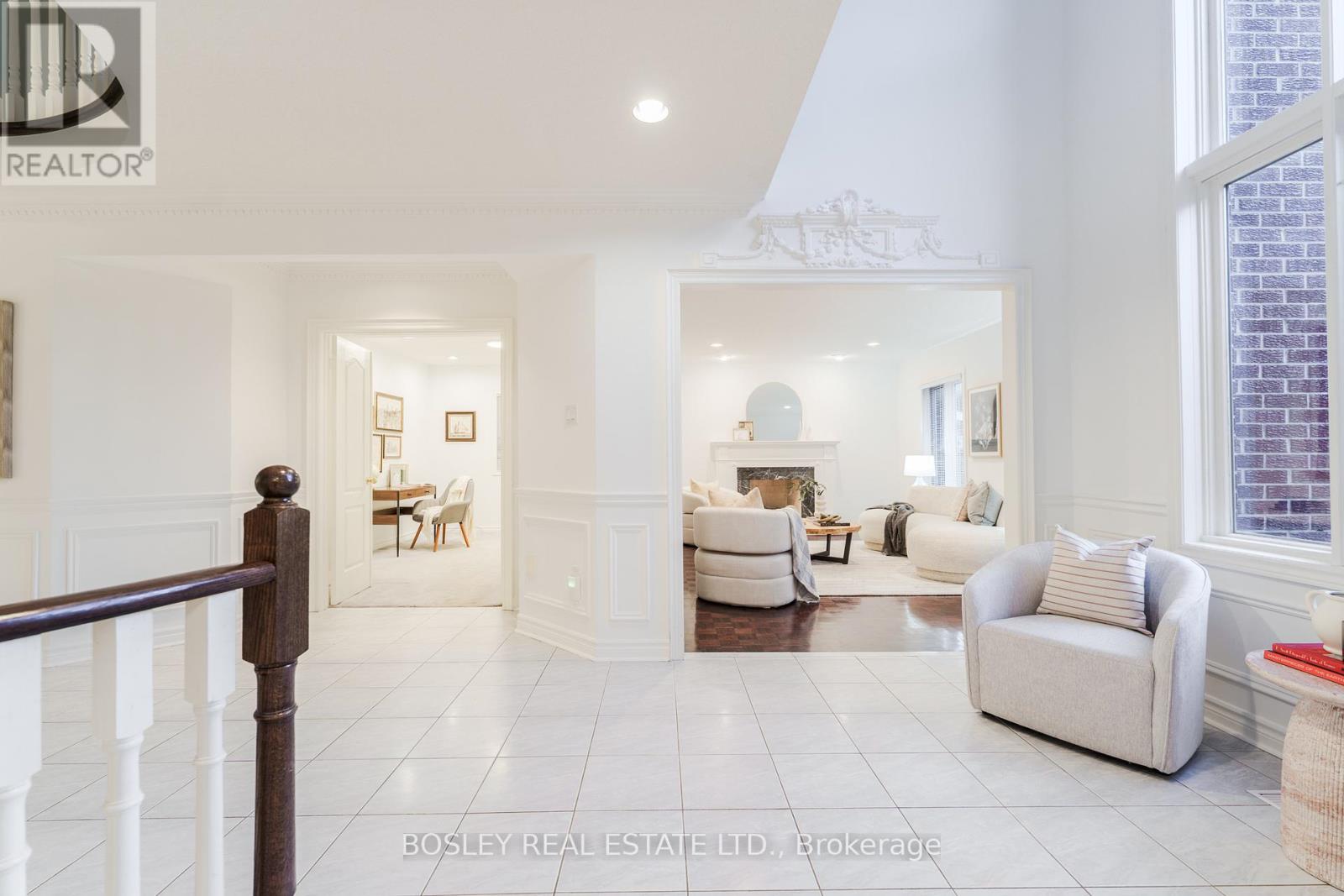 82 Woodstone Avenue, Richmond Hill (Devonsleigh), Ontario  L4S 1G8 - Photo 12 - N12392906