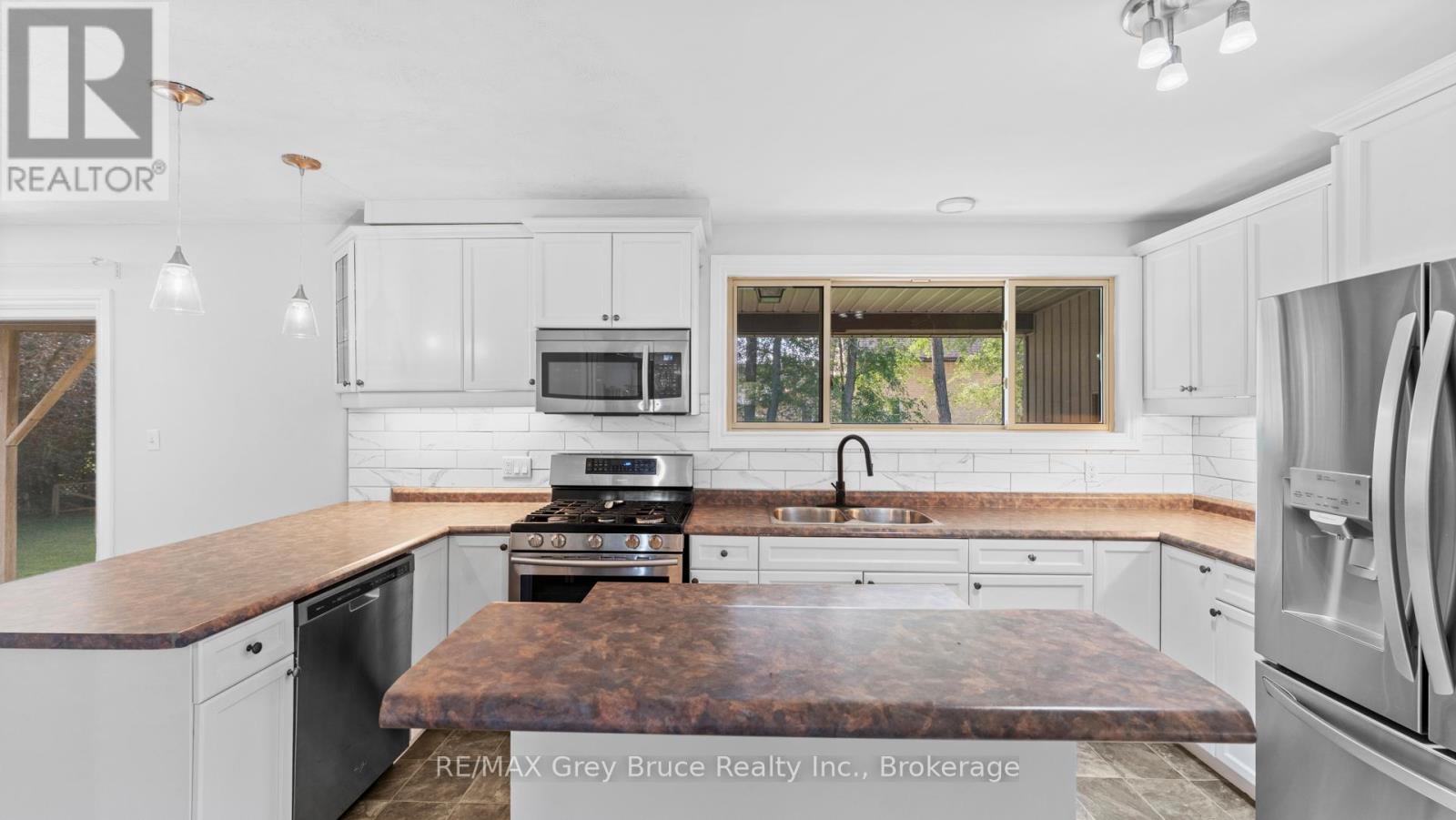 161 1st Avenue N, Arran-Elderslie, Ontario  N0H 2N0 - Photo 14 - X12394346