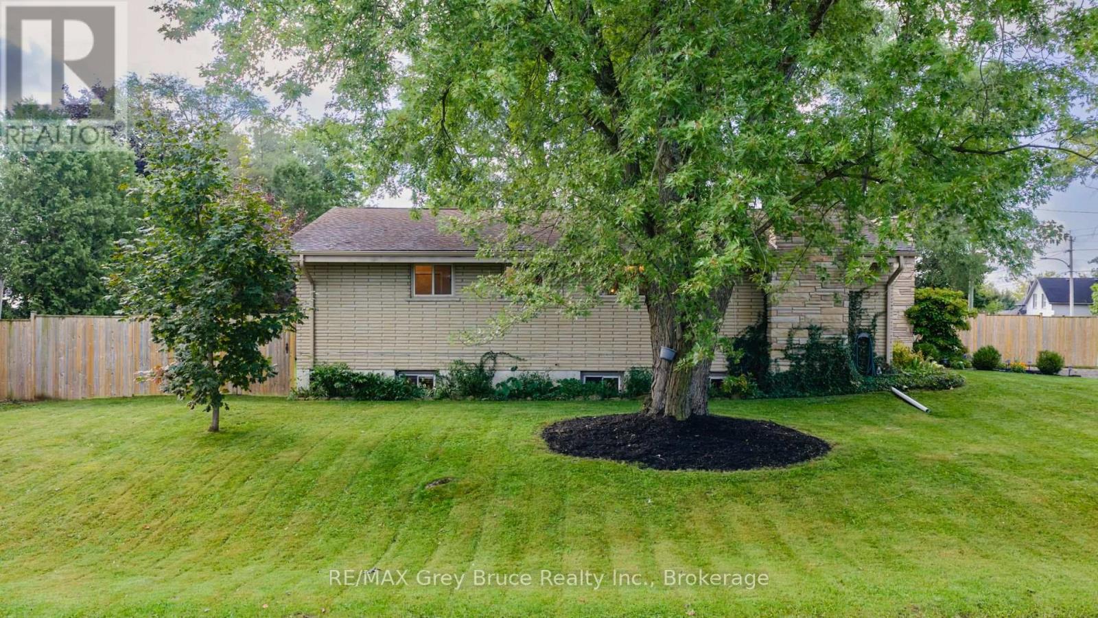 161 1st Avenue N, Arran-Elderslie, Ontario  N0H 2N0 - Photo 46 - X12394346