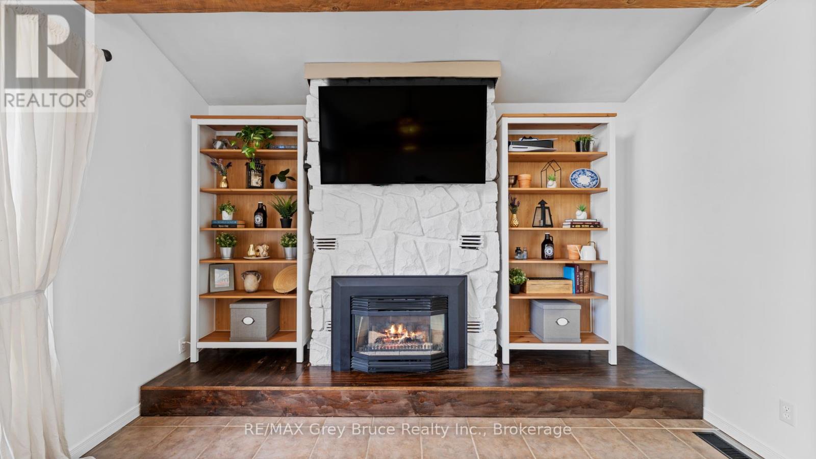 161 1st Avenue N, Arran-Elderslie, Ontario  N0H 2N0 - Photo 6 - X12394346