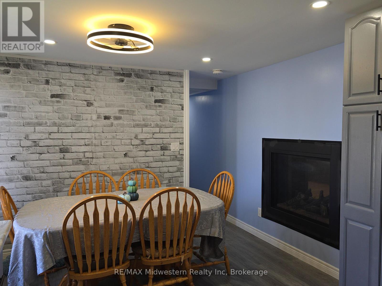 15 - 450 Tremaine Avenue E, North Perth, Ontario  N4W 3G9 - Photo 7 - X12395161