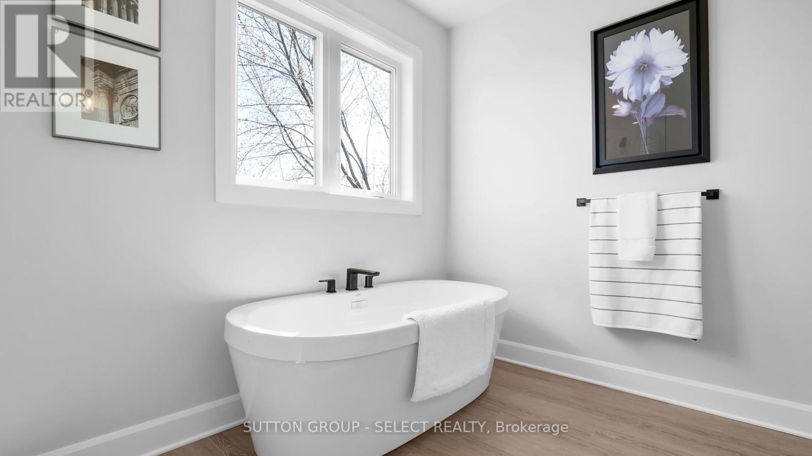 44 Lucas Road, St. Thomas, Ontario  N5R 0M1 - Photo 20 - X12395414