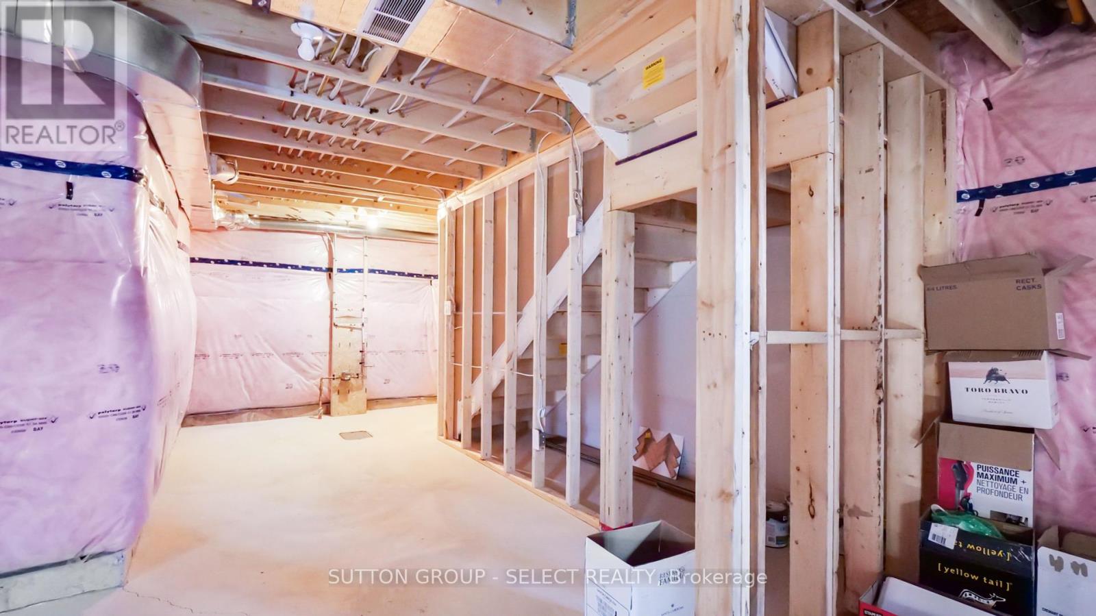 44 Lucas Road, St. Thomas, Ontario  N5R 0M1 - Photo 35 - X12395414