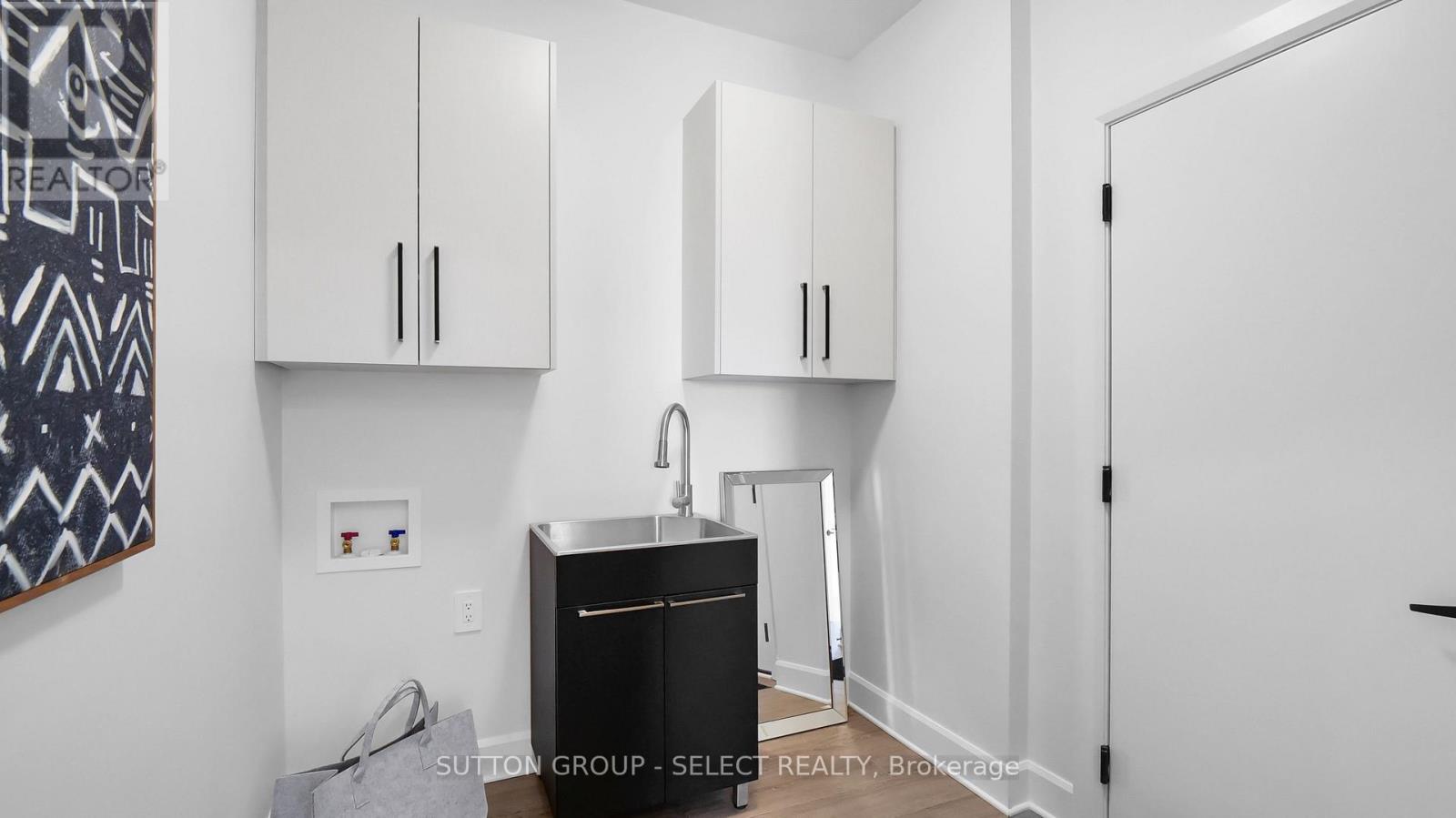 44 Lucas Road, St. Thomas, Ontario  N5R 0M1 - Photo 6 - X12395414