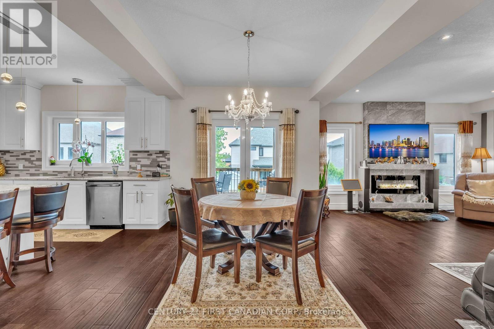 754 Jackpine Way, London North (North B), Ontario  N5X 0L9 - Photo 12 - X12395435