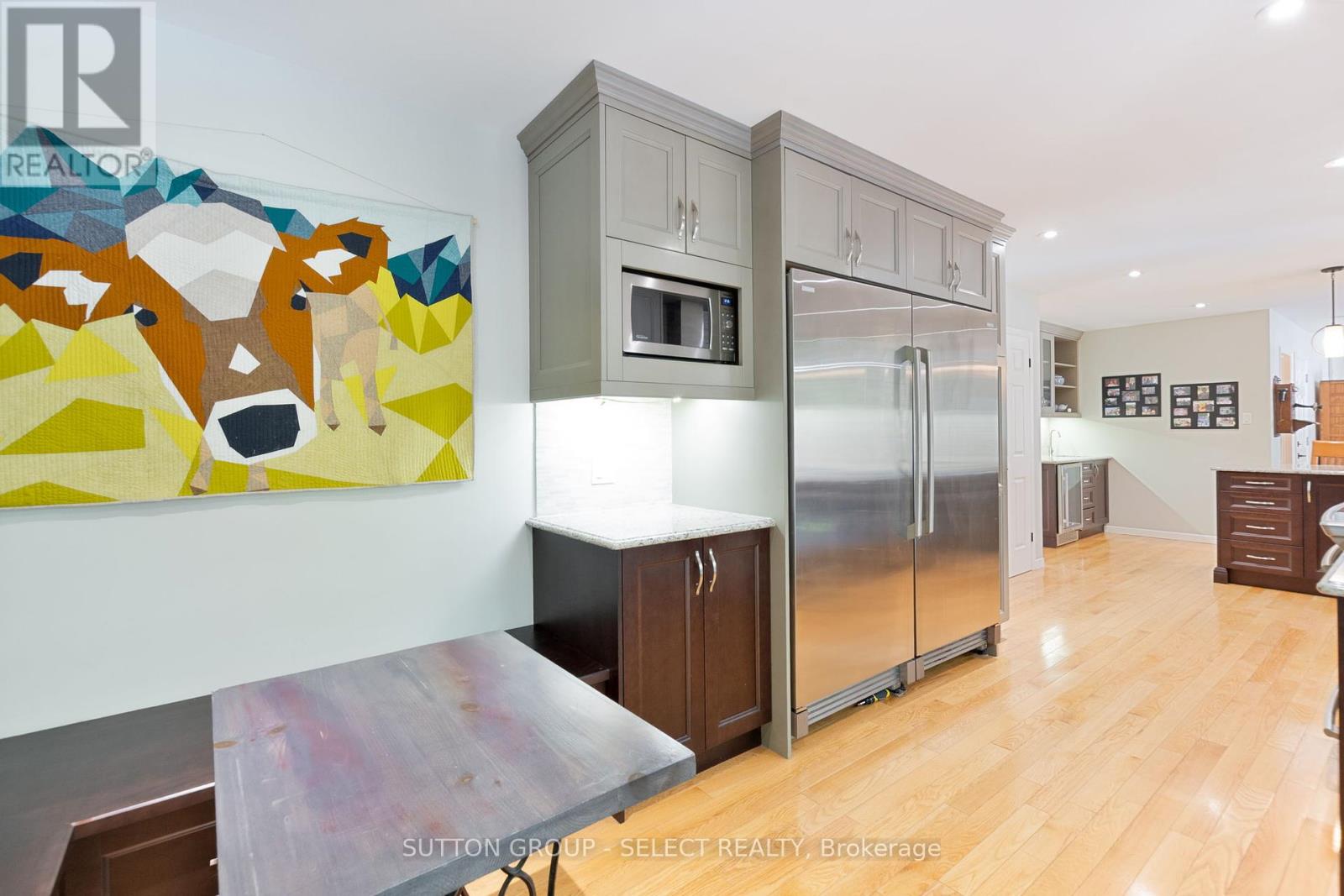 47 Shavian Boulevard, London North, Ontario  N6G 2P1 - Photo 15 - X12395503