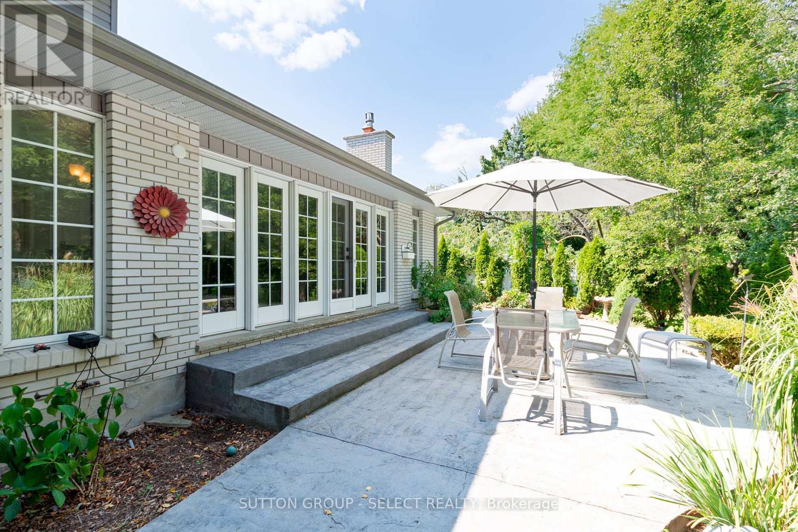 47 Shavian Boulevard, London North, Ontario  N6G 2P1 - Photo 40 - X12395503