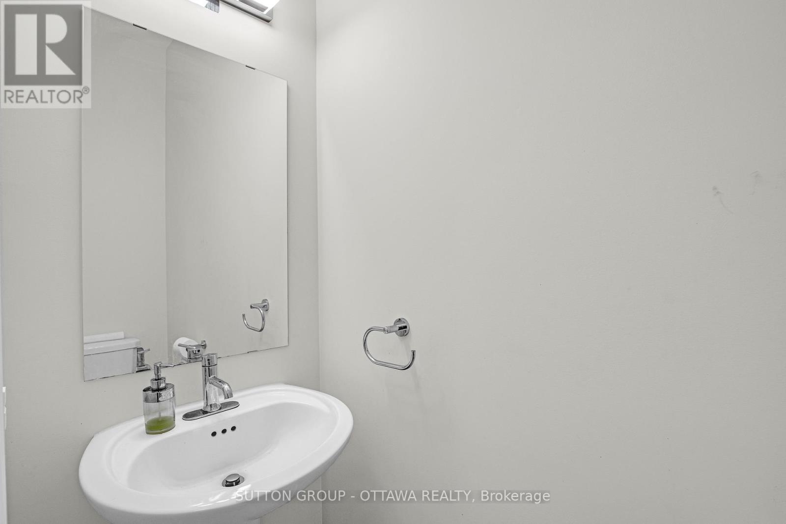 1082 Chapman Mills Drive, Ottawa, Ontario  K2J 6P5 - Photo 30 - X12395386