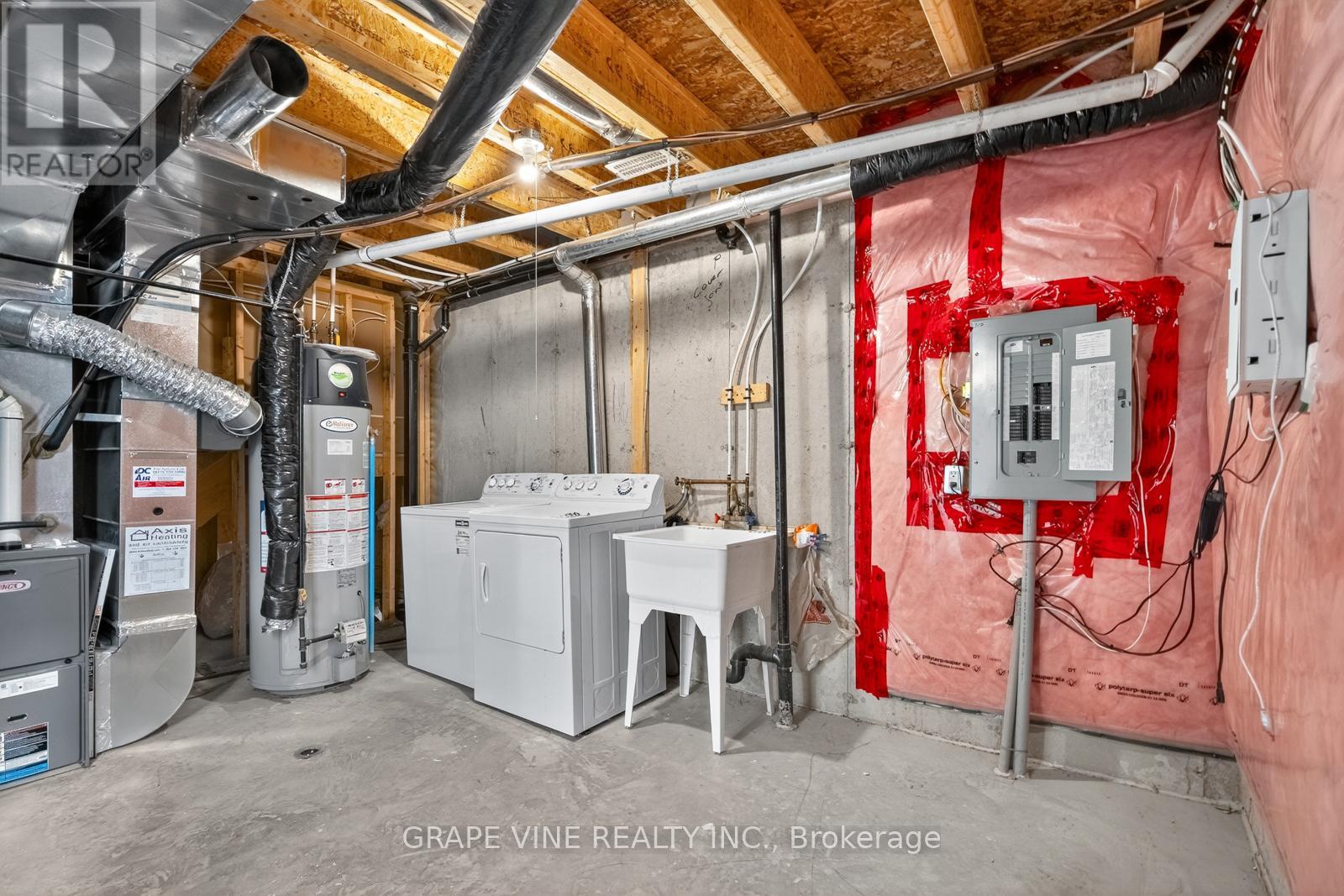 317 Song Sparrow Street, Ottawa, Ontario  K2J 0T5 - Photo 31 - X12395504