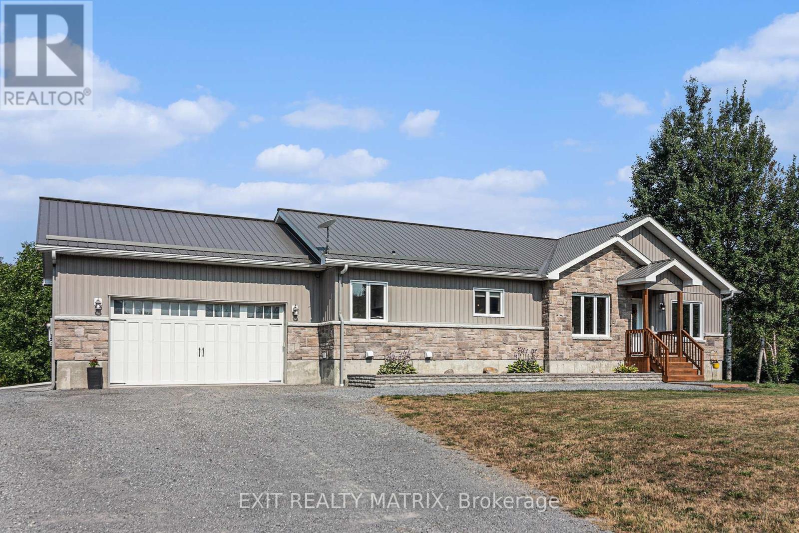 1991 Thibault Court, North Dundas, Ontario  K0C 1H0 - Photo 2 - X12395513
