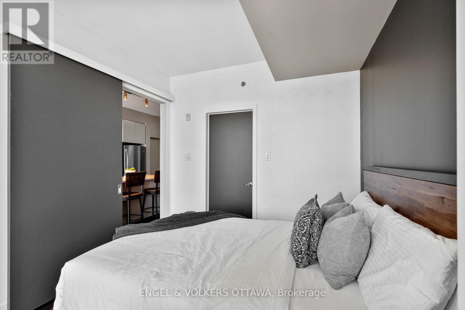 708 - 88 Richmond Road, Ottawa, Ontario  K1Z 0B1 - Photo 15 - X12395516