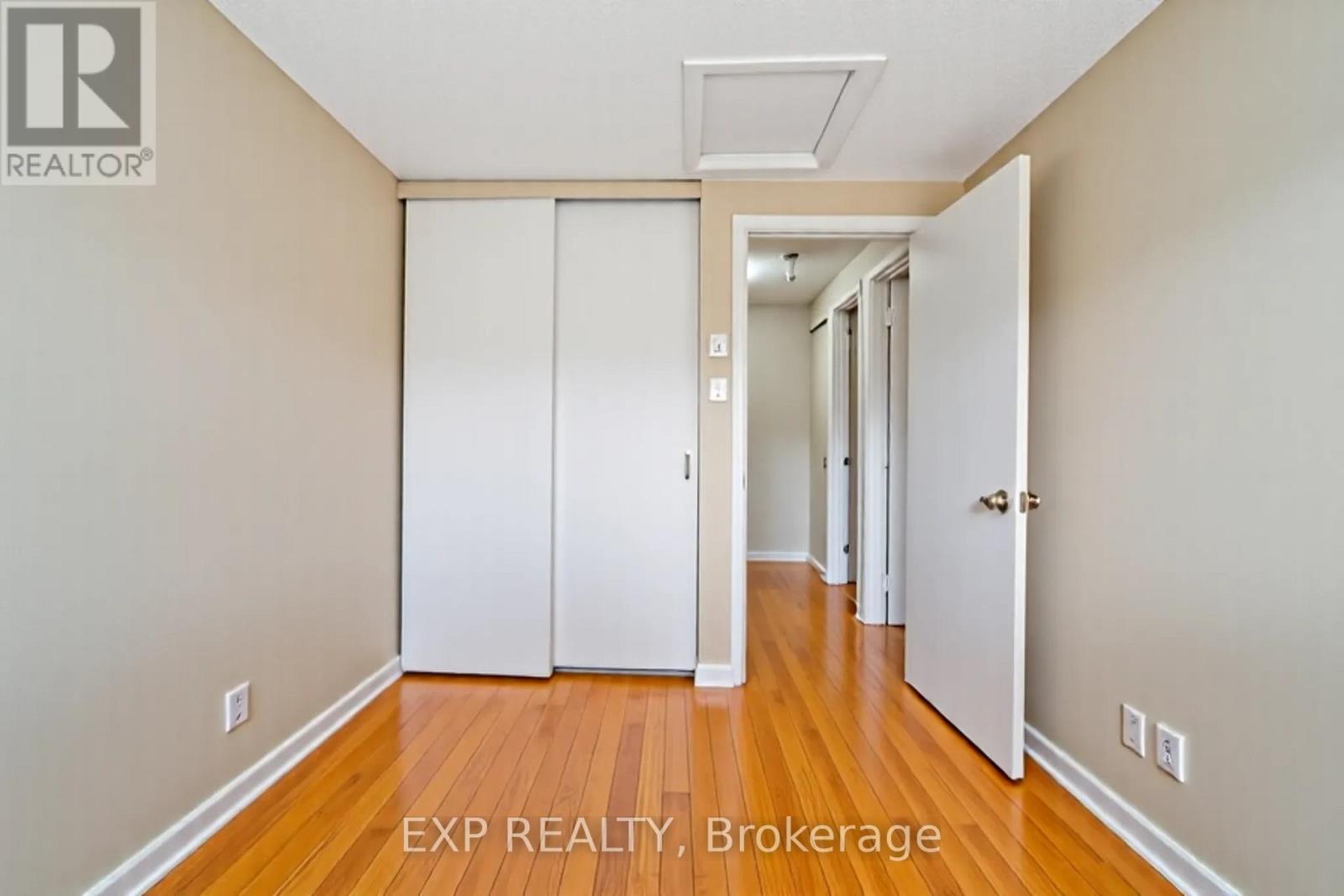 12 - 2610 Draper Avenue, Ottawa, Ontario  K2H 8X8 - Photo 20 - X12395525