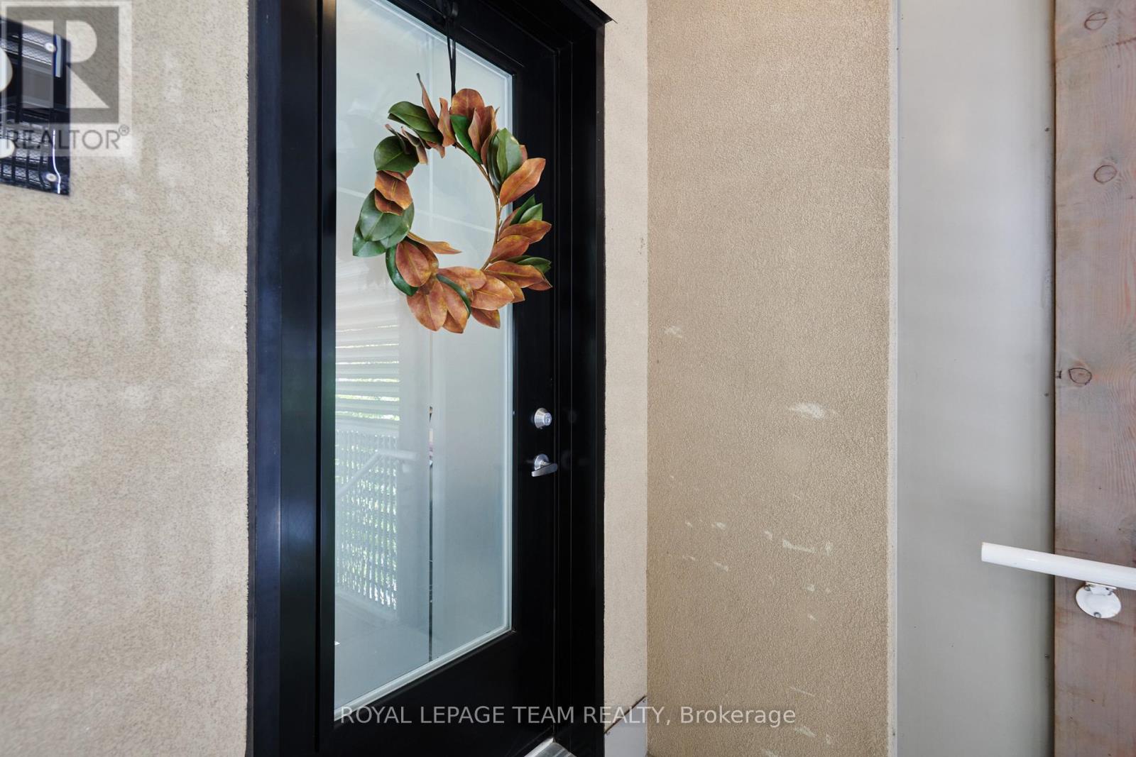 3 - 515 Gladstone Avenue, Ottawa, Ontario  K1R 5N9 - Photo 4 - X12395542