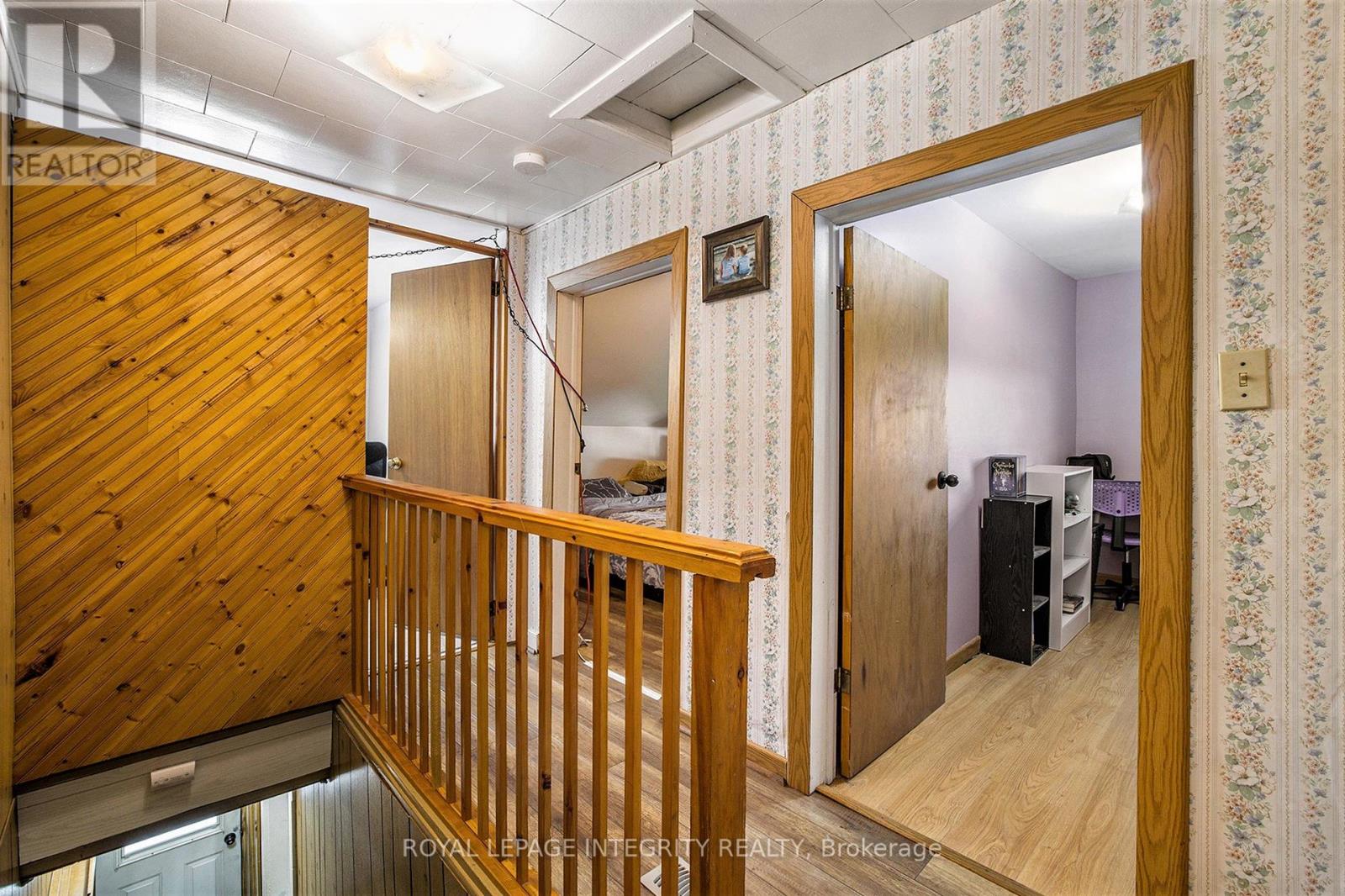 112,114 Clarence Street, Lanark Highlands, Ontario  K0G 1K0 - Photo 13 - X12395543