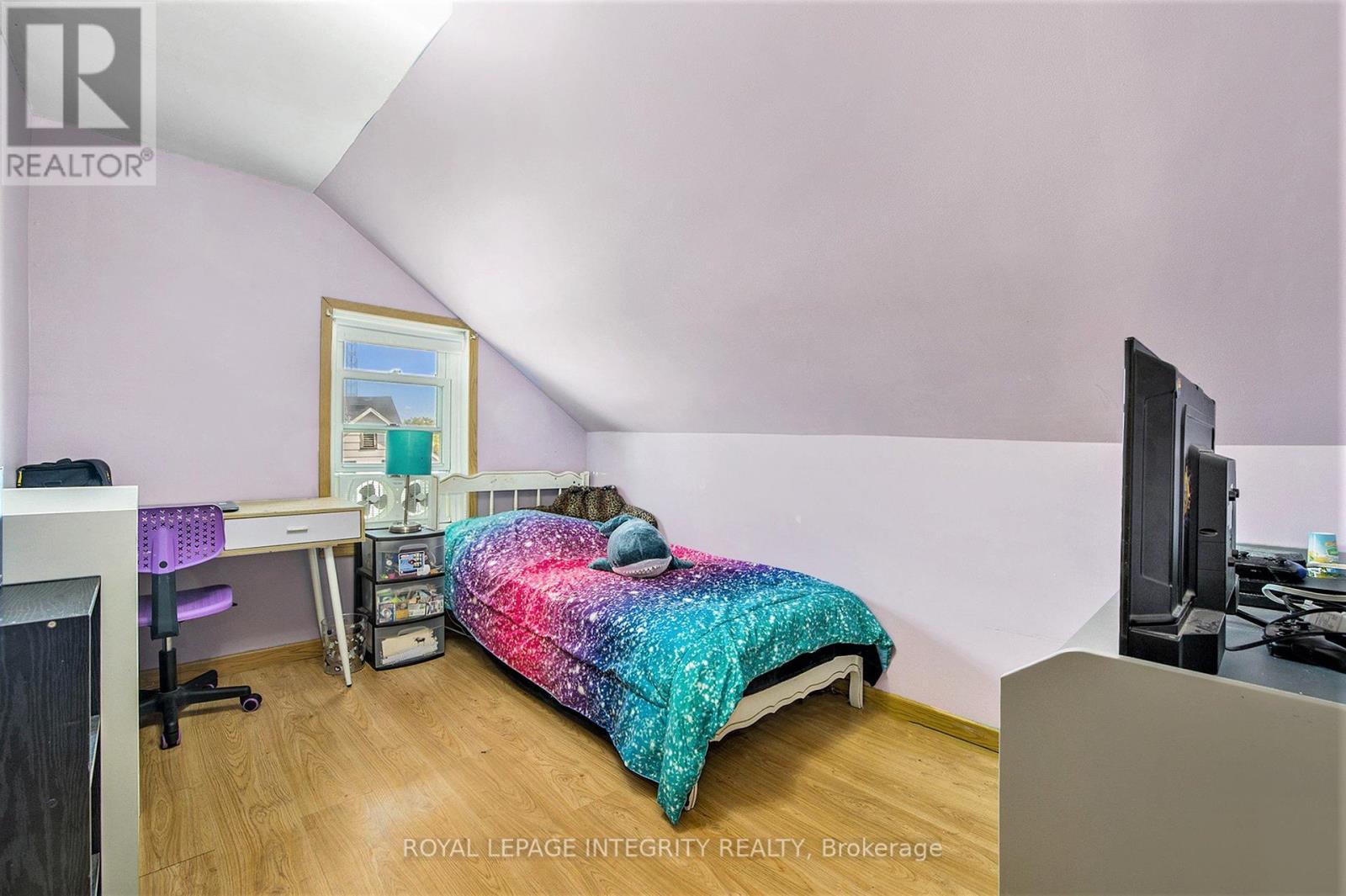 112,114 Clarence Street, Lanark Highlands, Ontario  K0G 1K0 - Photo 14 - X12395543