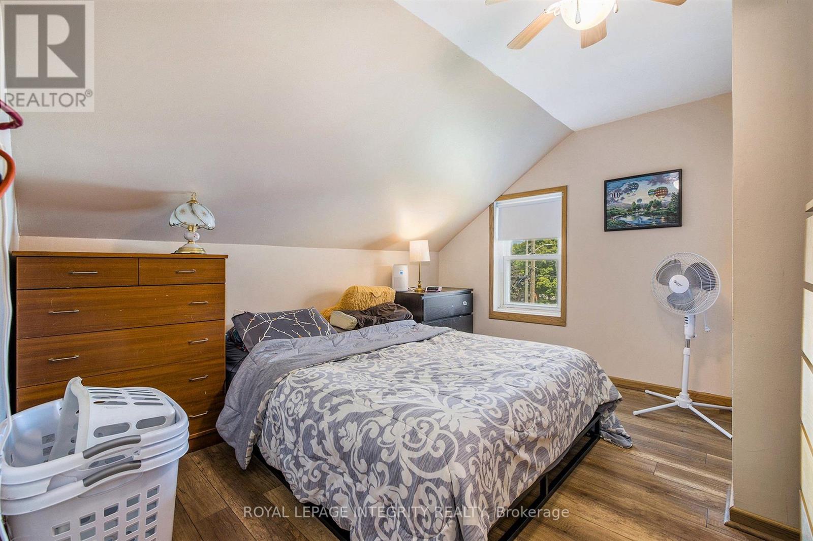 112,114 Clarence Street, Lanark Highlands, Ontario  K0G 1K0 - Photo 15 - X12395543