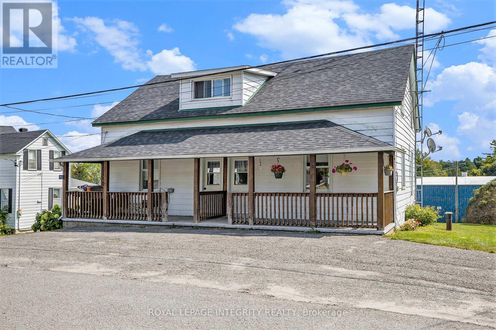 112,114 Clarence Street, Lanark Highlands, Ontario  K0G 1K0 - Photo 2 - X12395543