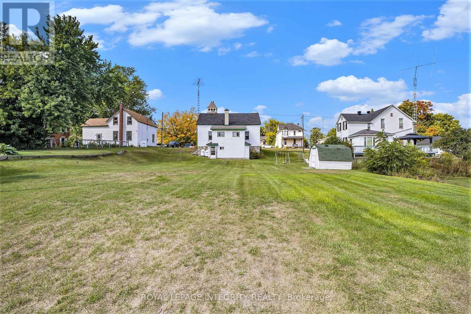 112,114 Clarence Street, Lanark Highlands, Ontario  K0G 1K0 - Photo 23 - X12395543