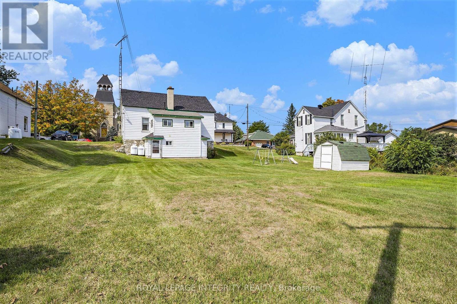 112,114 Clarence Street, Lanark Highlands, Ontario  K0G 1K0 - Photo 24 - X12395543