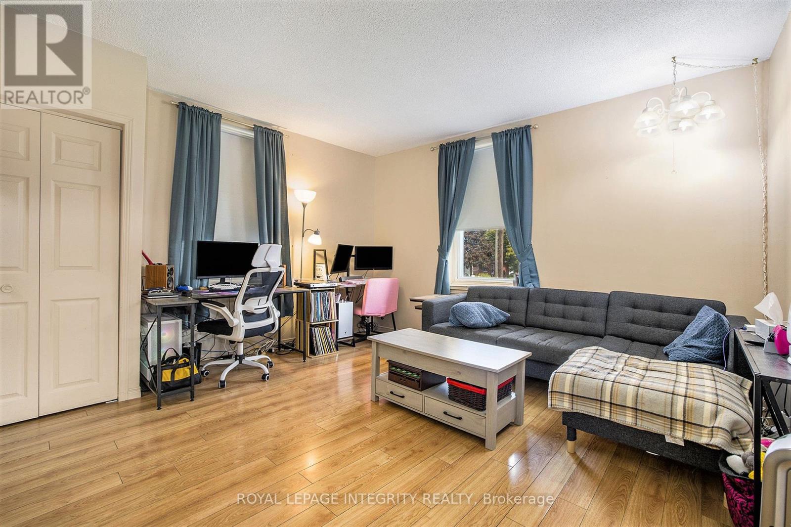112,114 Clarence Street, Lanark Highlands, Ontario  K0G 1K0 - Photo 3 - X12395543