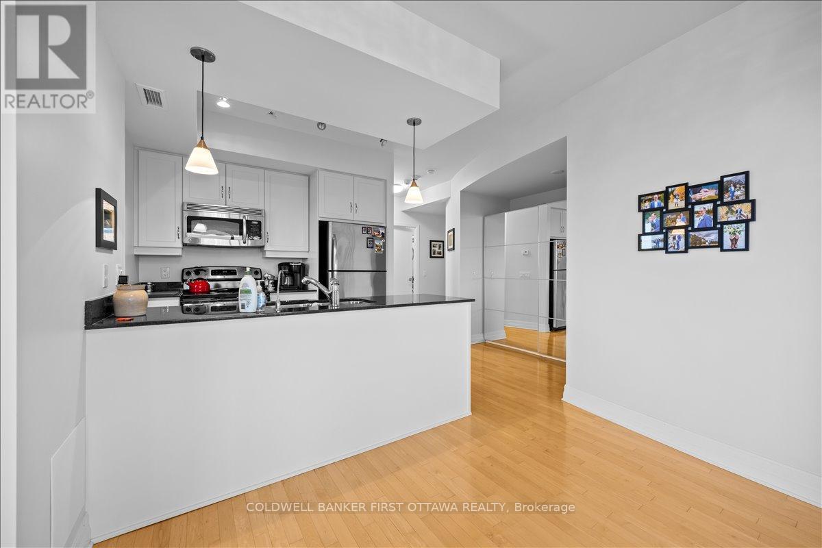 1202 - 75 Cleary Avenue, Ottawa, Ontario  K2A 1R8 - Photo 6 - X12395552