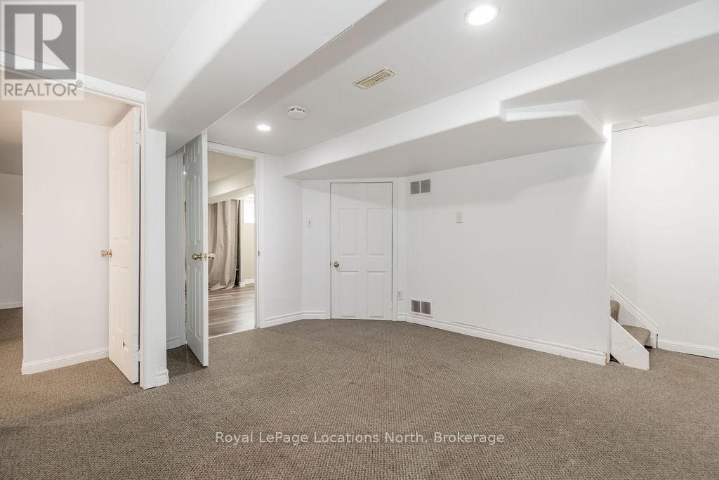 37 Ross Street, Barrie, Ontario  L4N 1G1 - Photo 30 - S12395575