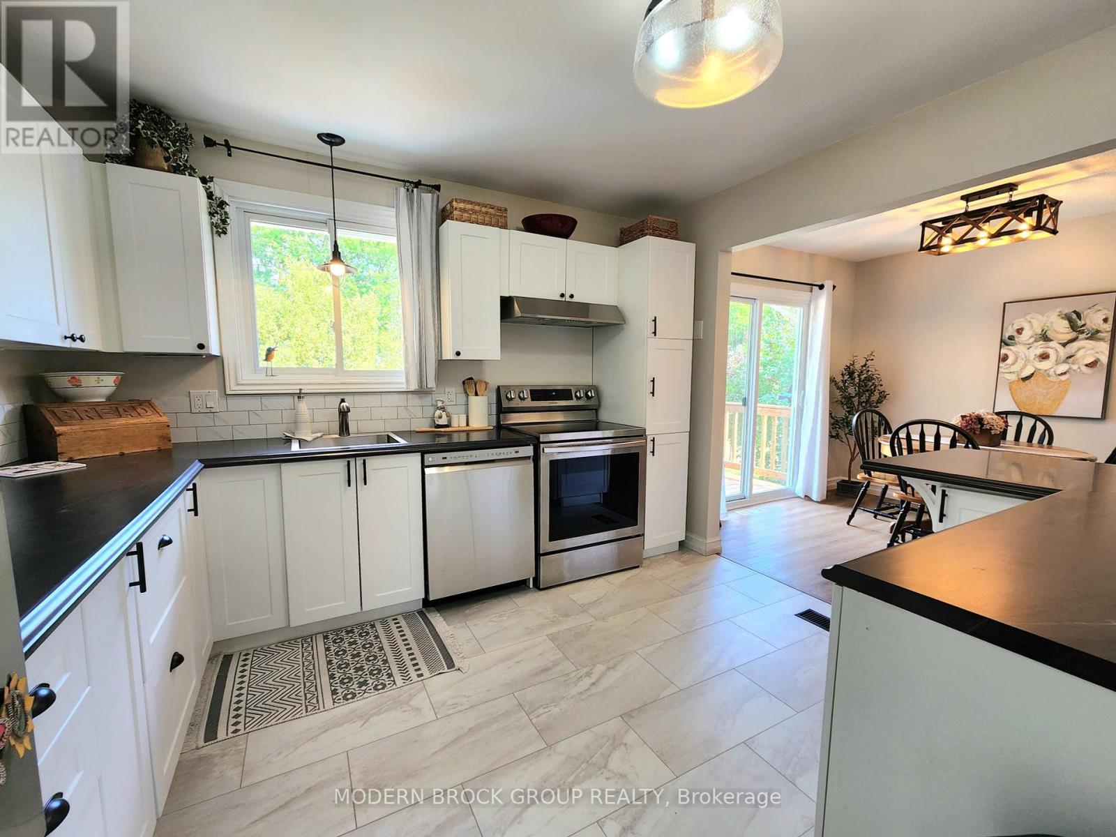 1251 Peden Boulevard, Brockville, Ontario  K6V 3K5 - Photo 14 - X12395403