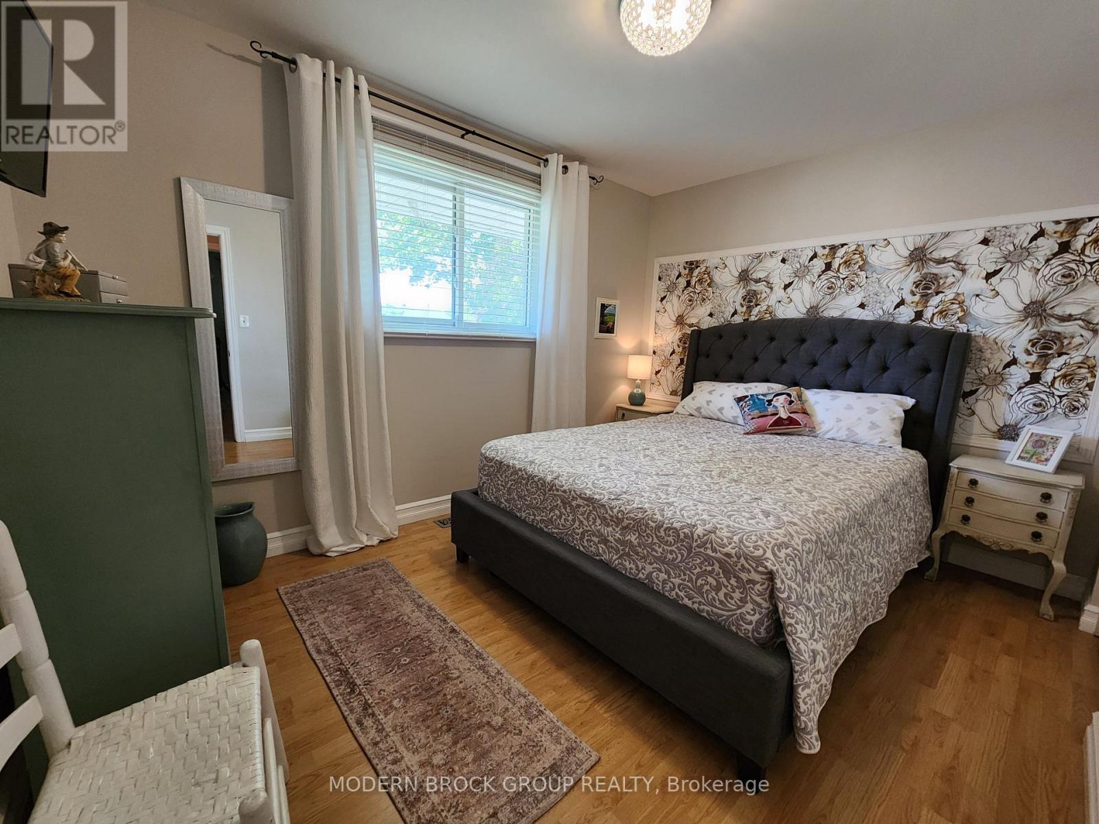 1251 Peden Boulevard, Brockville, Ontario  K6V 3K5 - Photo 17 - X12395403