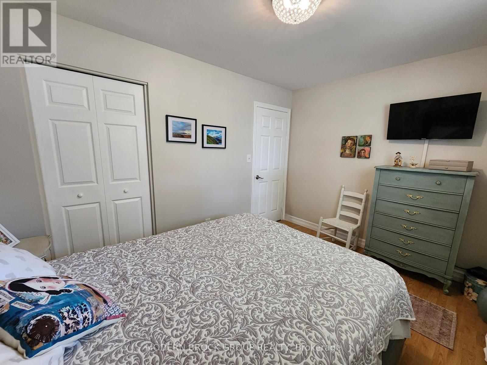 1251 Peden Boulevard, Brockville, Ontario  K6V 3K5 - Photo 18 - X12395403