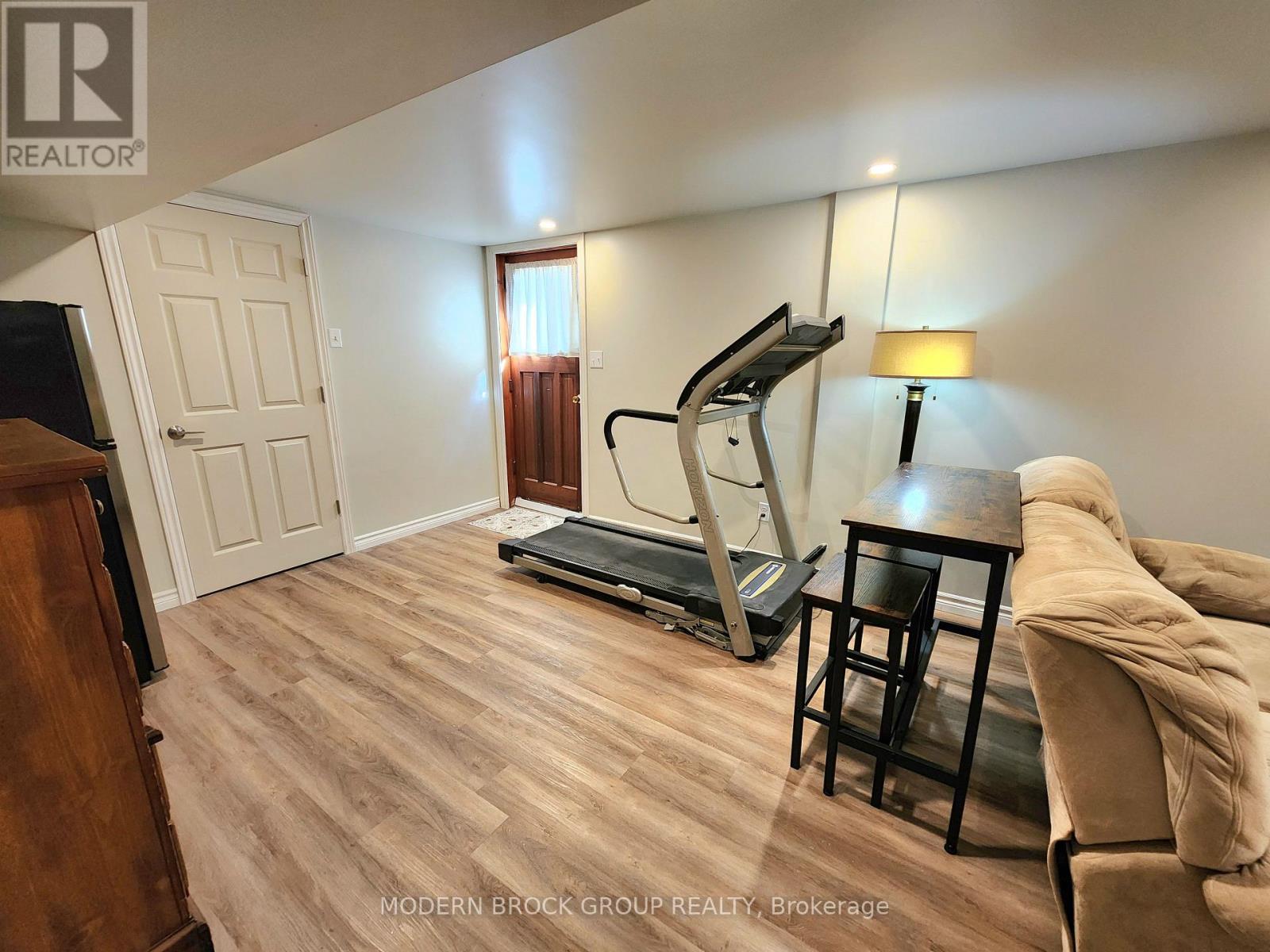 1251 Peden Boulevard, Brockville, Ontario  K6V 3K5 - Photo 28 - X12395403