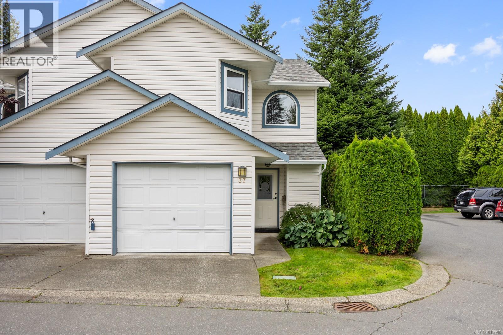 37 2355 Valley View Dr, Courtenay, British Columbia