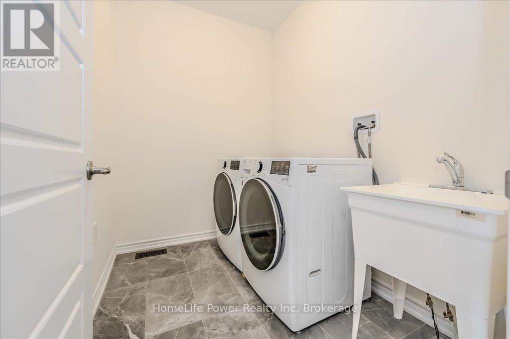 35 Hitchman Street E, Brant, Ontario  N3L 3E3 - Photo 35 - X12395449