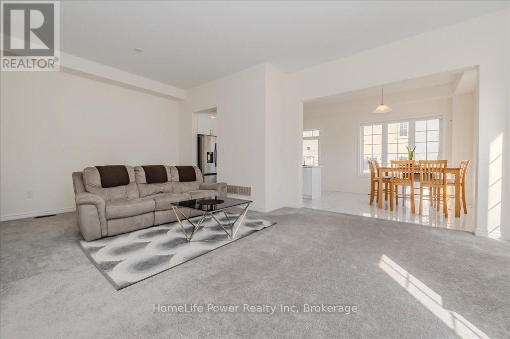 35 Hitchman Street E, Brant, Ontario  N3L 3E3 - Photo 8 - X12395449