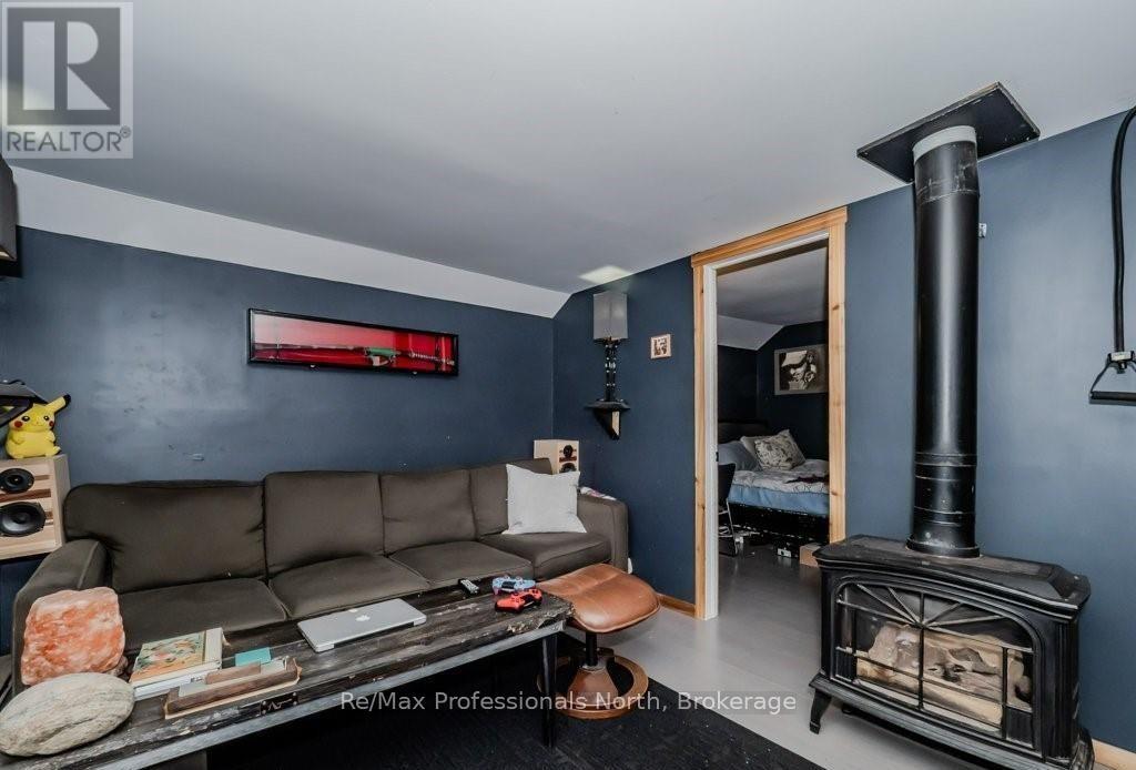 120 David Street, Gravenhurst, Ontario  P1P 1J5 - Photo 29 - X12395511