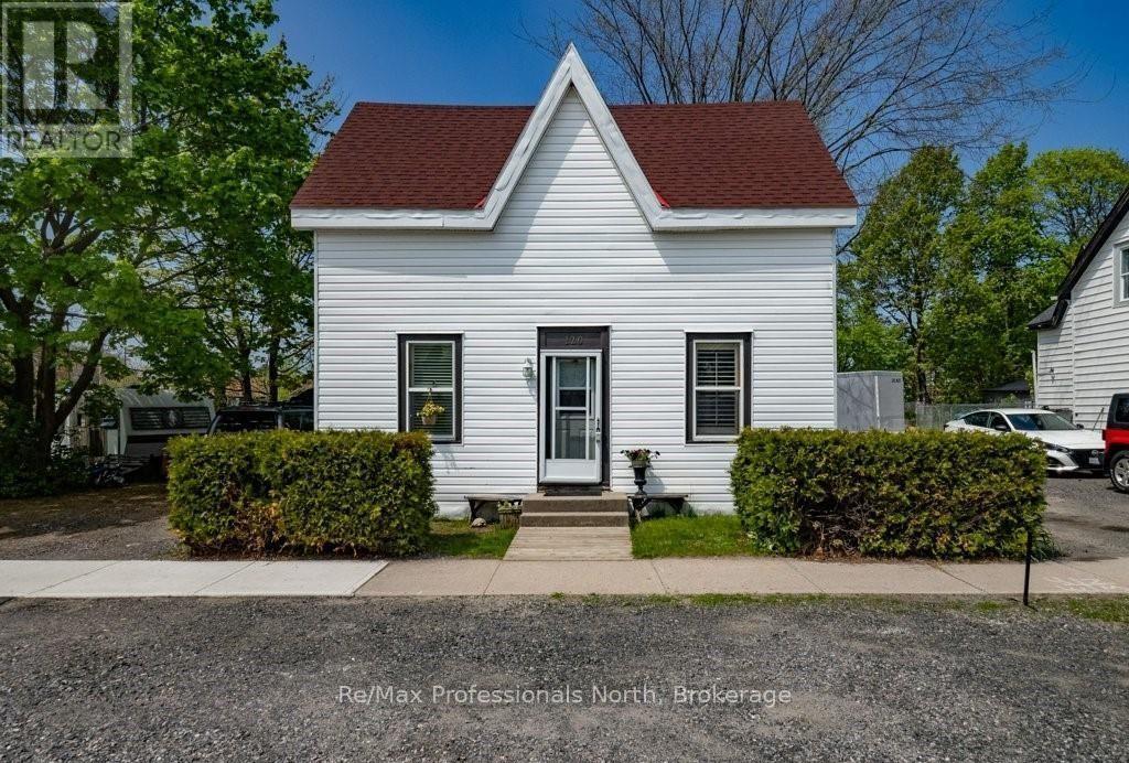 120 David Street, Gravenhurst, Ontario  P1P 1J5 - Photo 44 - X12395511