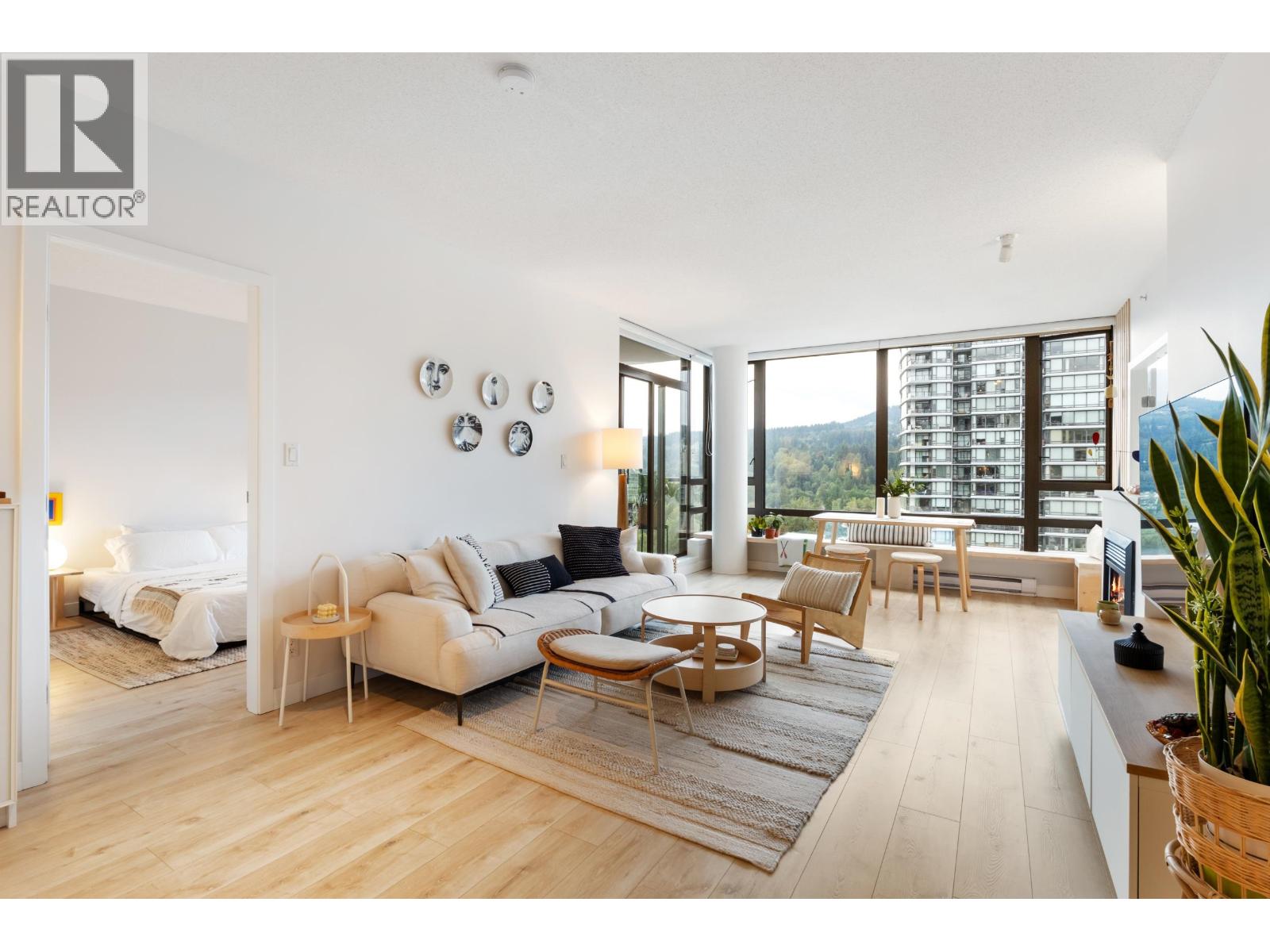 1607 400 Capilano Road, Port Moody, British Columbia  V3H 0E1 - Photo 2 - R3045236
