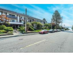 303 1360 Martin Street, White Rock, Ca