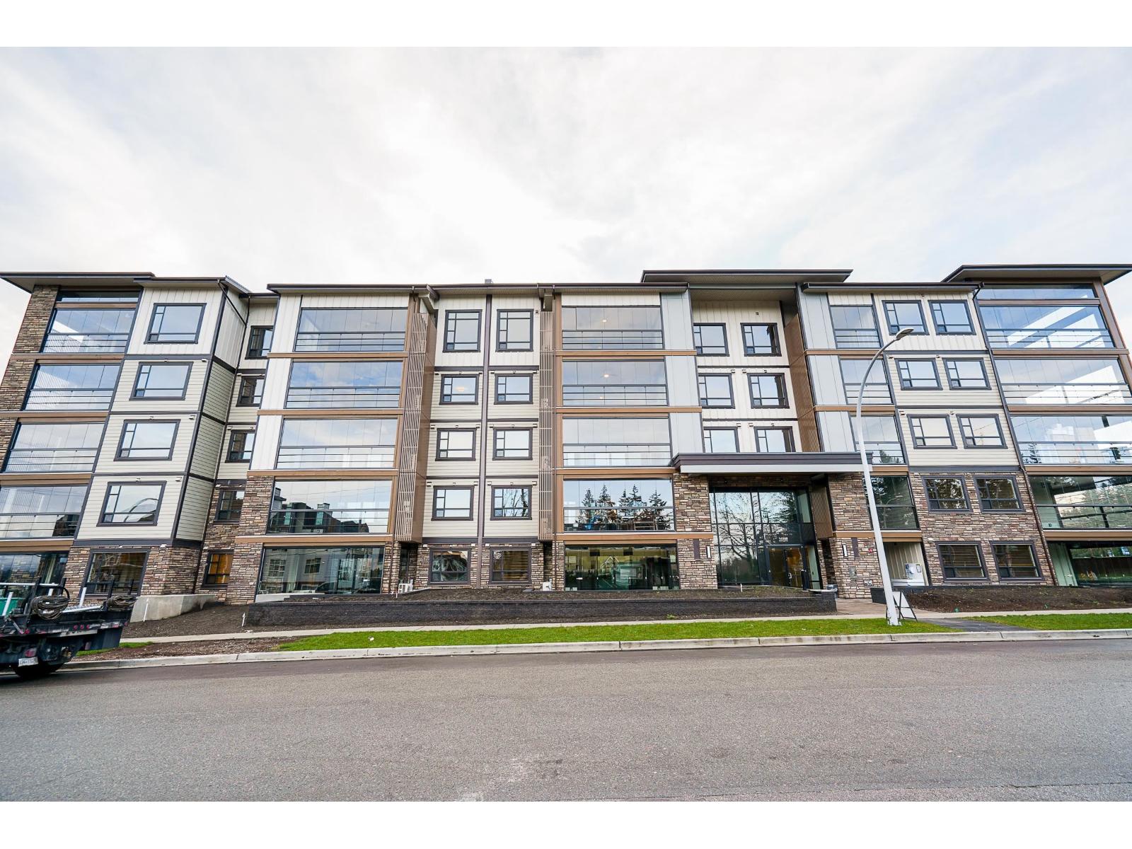 409 14588 MCDOUGALL DRIVE, Surrey, British Columbia