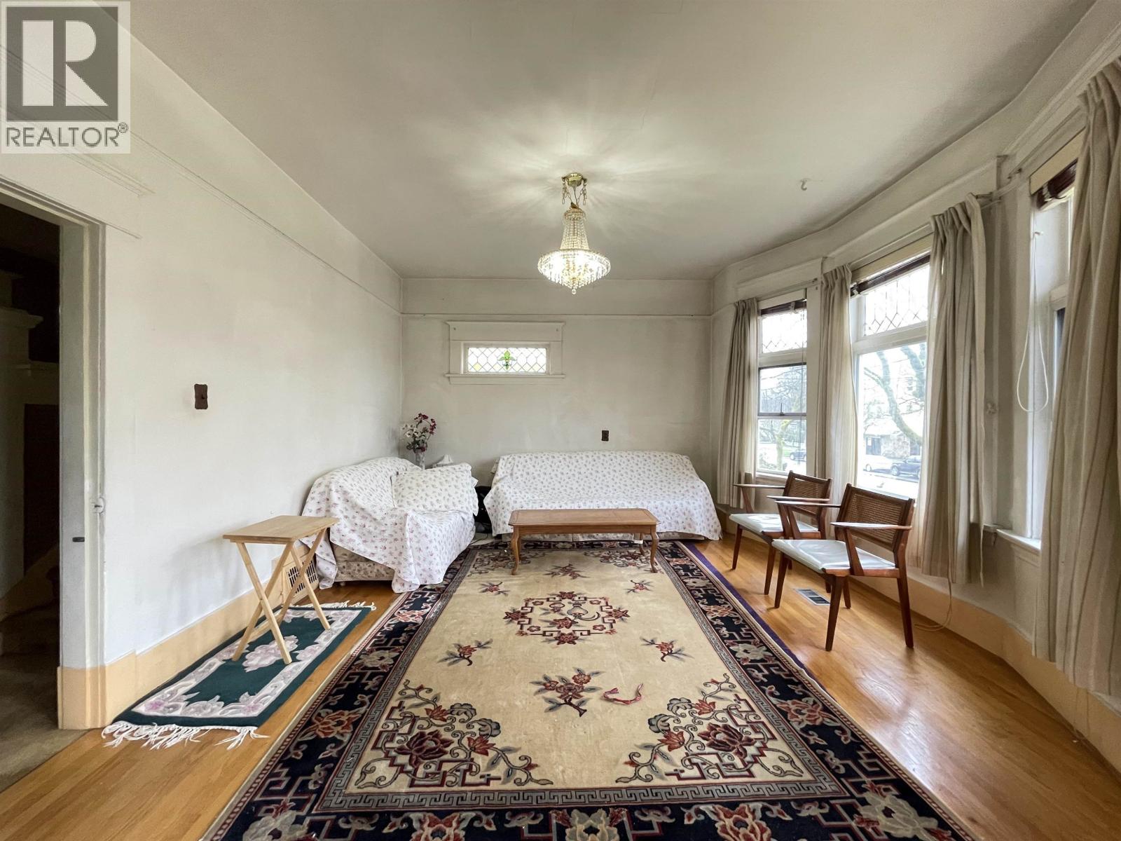 Property at 2250 E PENDER STREET image 5