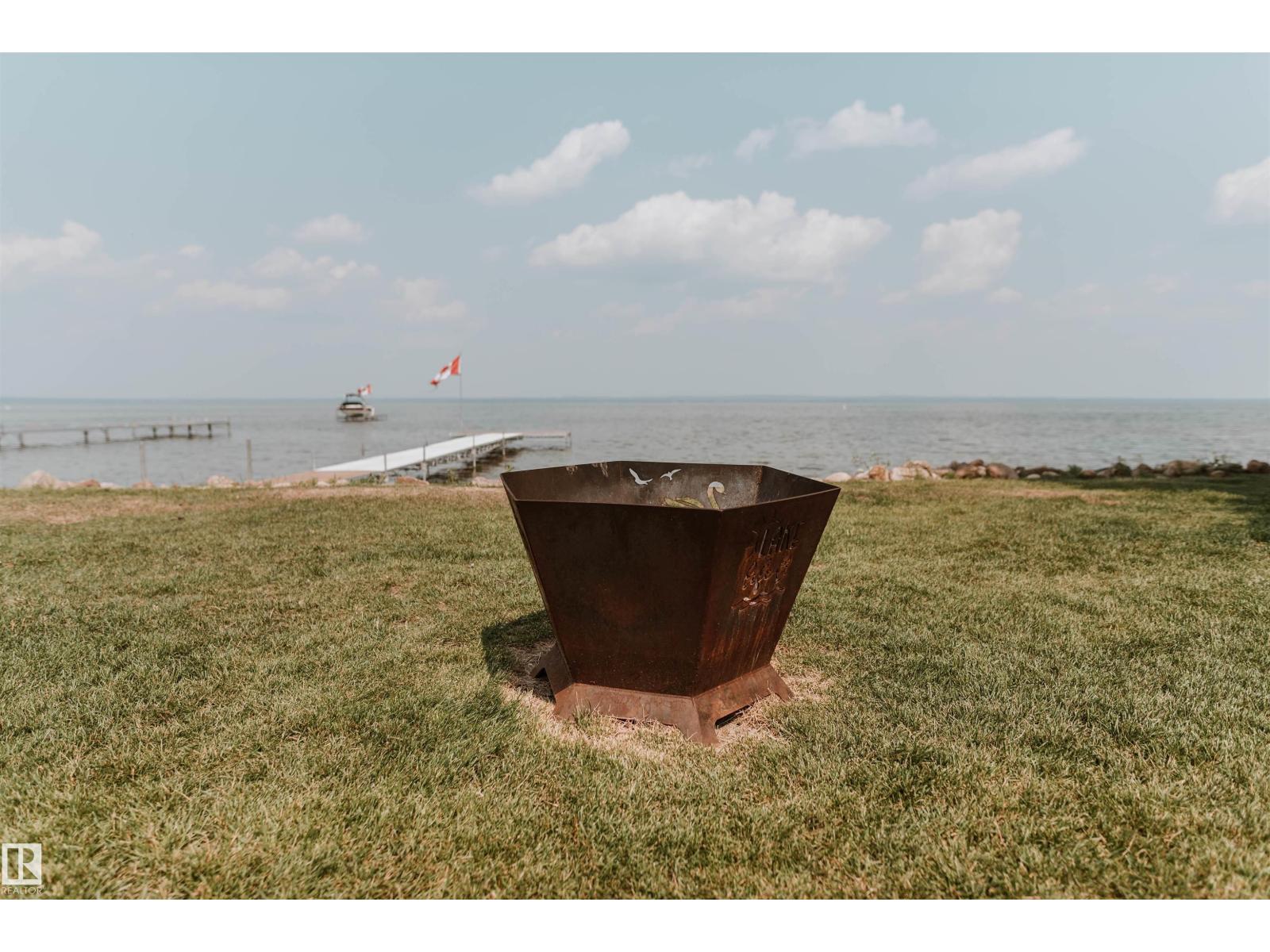 33 Lakeshore Dr, Rural Wetaskiwin County, Alberta  T0C 2V0 - Photo 38 - E4457102