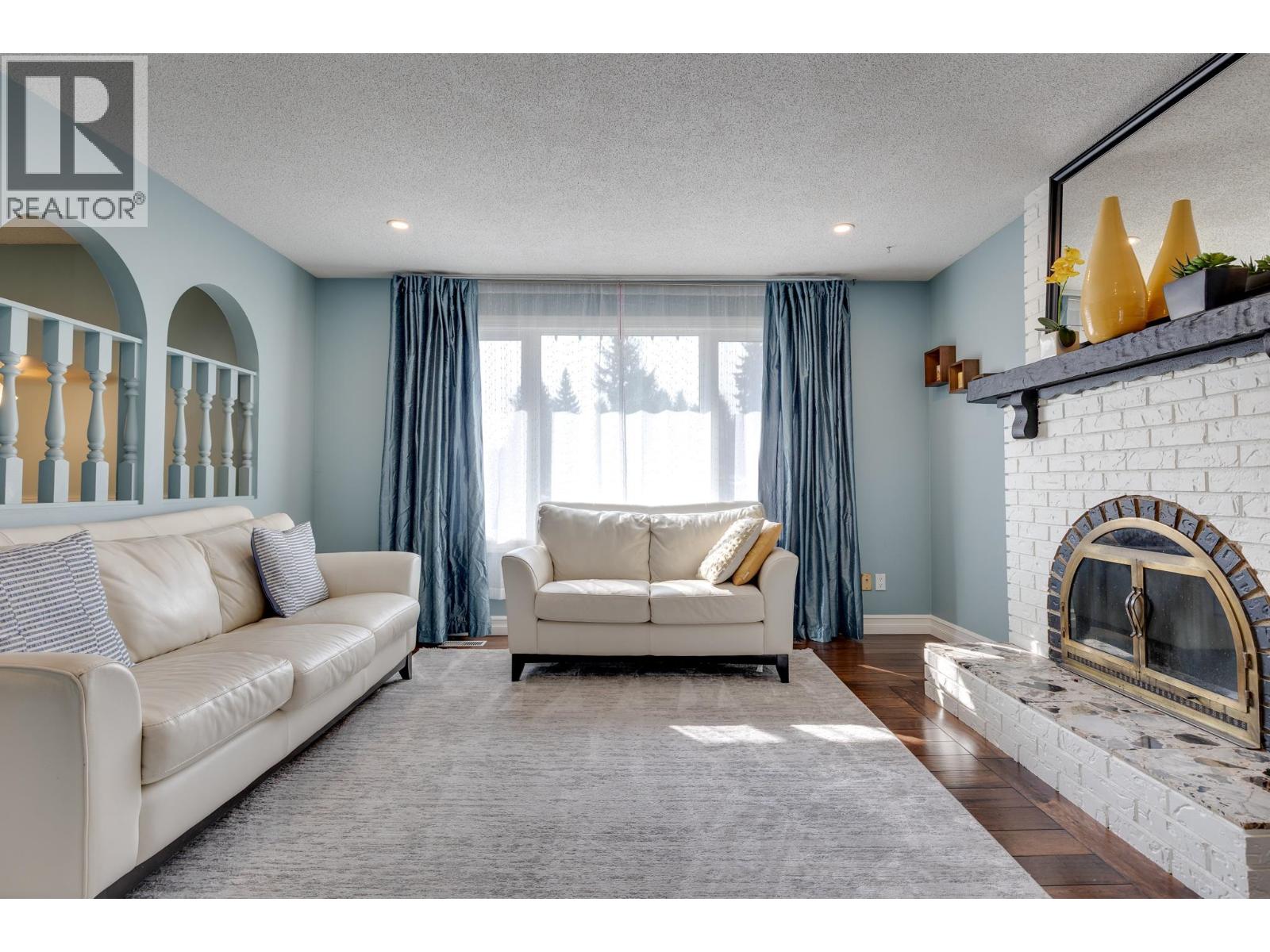 Property at 7662 LEMOYNE DRIVE image 5