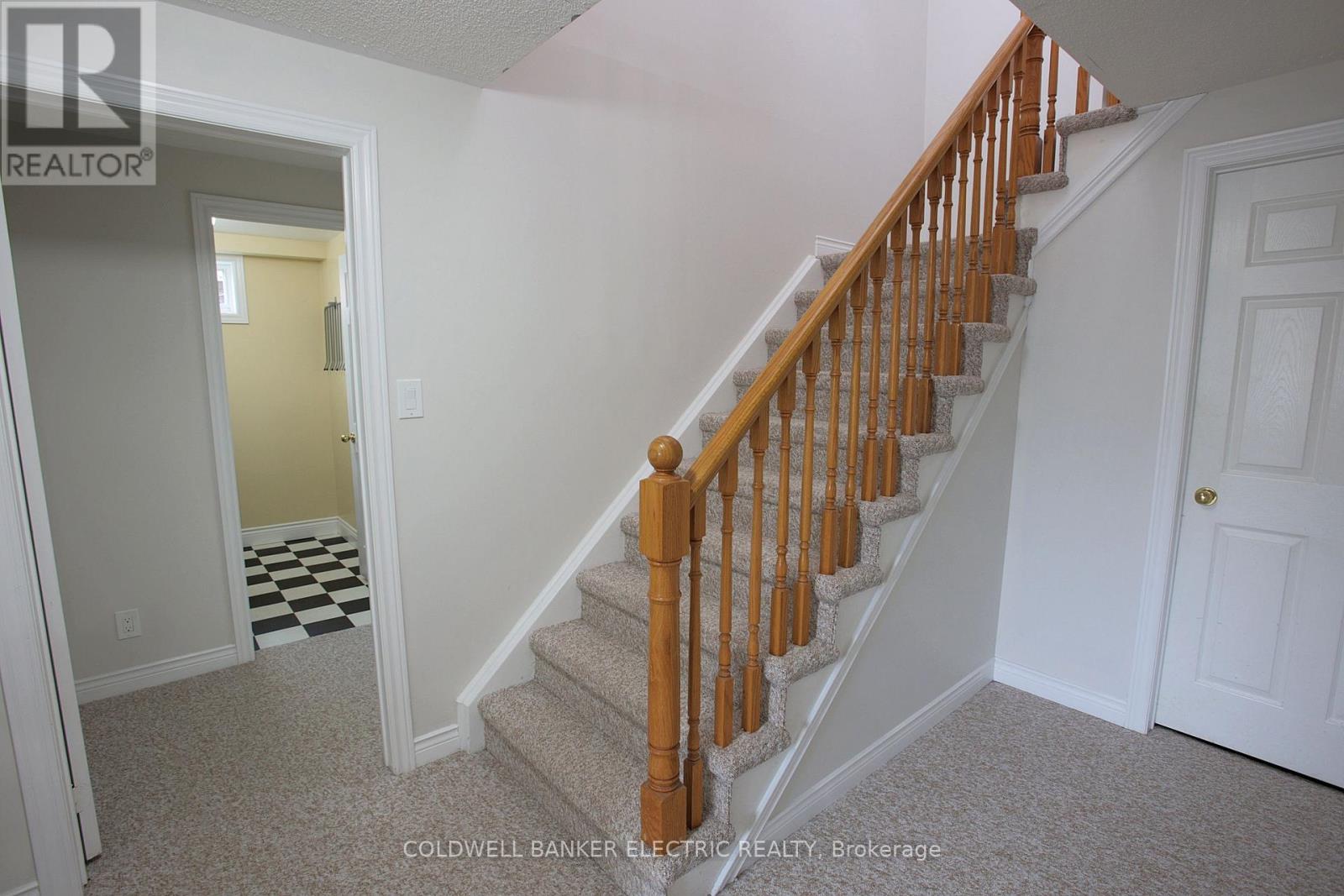 1830 Stratton Avenue, Peterborough, Ontario  K9K 2E6 - Photo 23 - X12395601