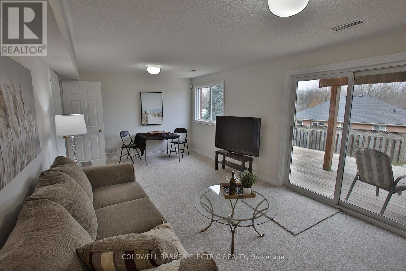 1830 Stratton Avenue, Peterborough, Ontario  K9K 2E6 - Photo 25 - X12395601