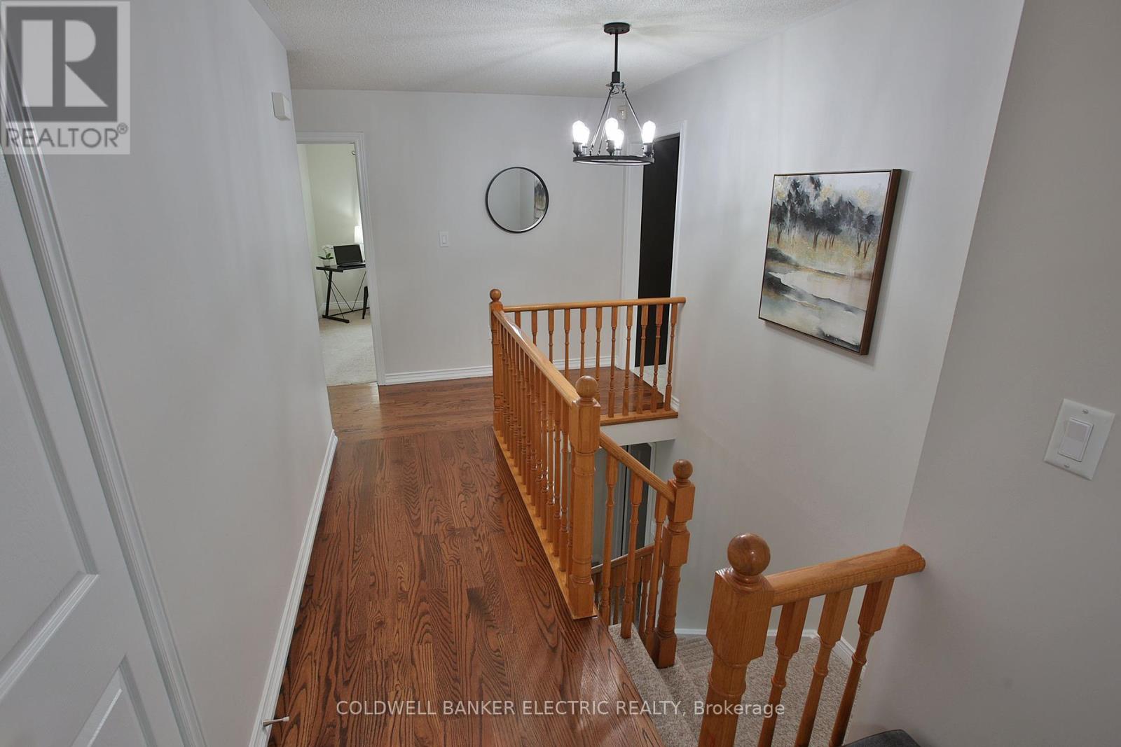 1830 Stratton Avenue, Peterborough, Ontario  K9K 2E6 - Photo 5 - X12395601